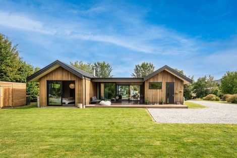 Photo of property in 13 Scheelite Avenue, Glenorchy, 9372