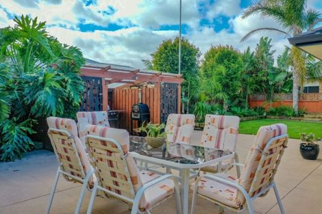 Photo of property in 2 Ohuirehe Road, Coastlands, Whakatane, 3120