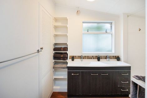 Photo of property in 148 Featherston Street, Palmerston North, 4410