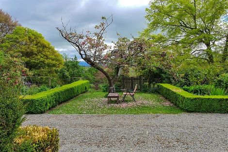 Photo of property in Belvoir House, 169 Mcnamaras Road, Waimate, 7979