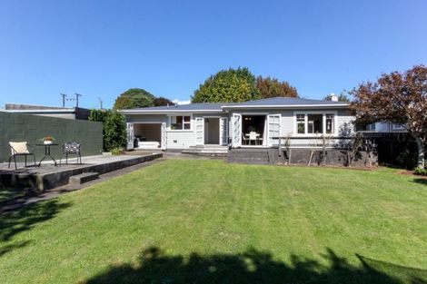 Photo of property in 225a Huatoki Street, Upper Vogeltown, New Plymouth, 4310