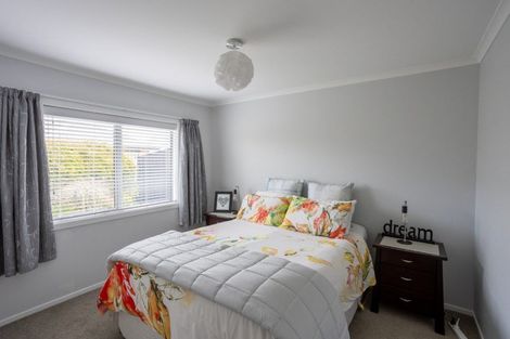 Photo of property in 22 Austin Reid Avenue, Carterton, 5713