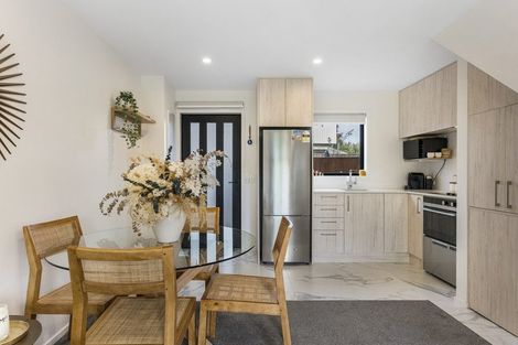 Photo of property in 8/41 Kervil Avenue, Te Atatu Peninsula, Auckland, 0610
