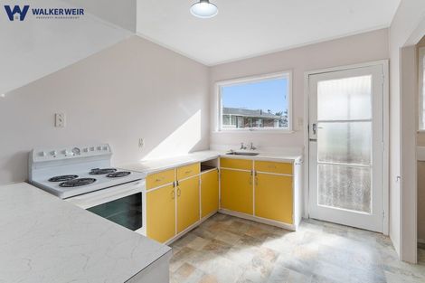 Photo of property in 3/680 Pakuranga Road, Howick, Auckland, 2010