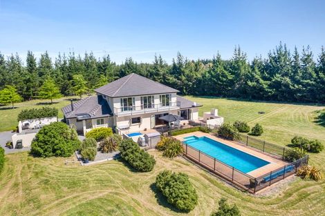 Photo of property in 16 Harpers Road, Loburn, Rangiora, 7472