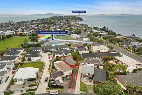 Photo of property in 1/5 Gulf Crest, Bucklands Beach, Auckland, 2012