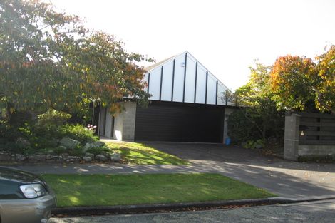 Photo of property in 4 Maydell Street, Ilam, Christchurch, 8041