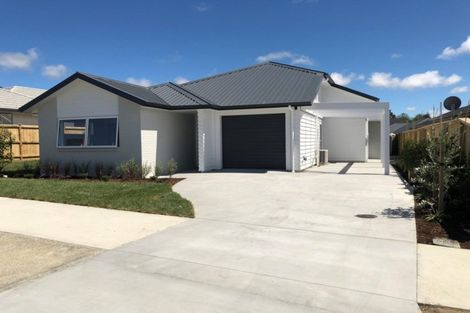 Photo of property in 31 Nellie Drive, Kumeu, 0810
