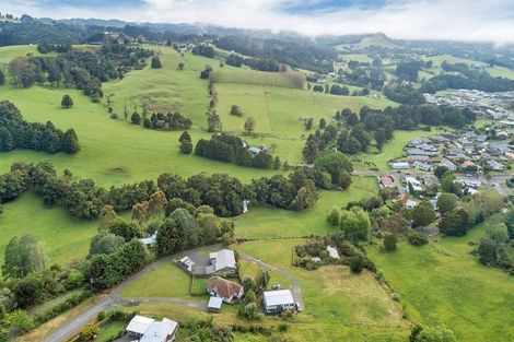 Photo of property in 114 Alcoba Street, Te Kamo, Kamo, 0112