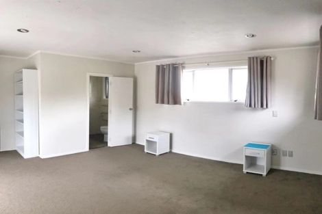 Photo of property in 71 Chartwell Avenue, Glenfield, Auckland, 0629