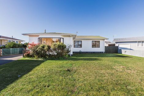 Photo of property in 5 Laws Place, Pirimai, Napier, 4112