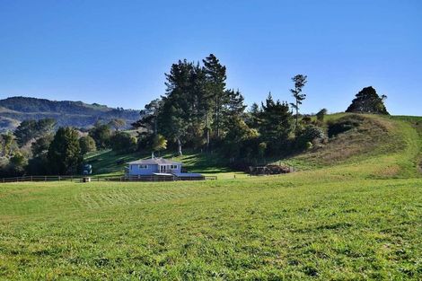 Photo of property in 690 Grove Road, Karamu, Hamilton, 3285