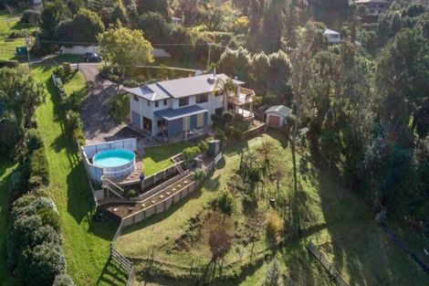 Photo of property in 8 Brenton Place, Whangamata, 3691