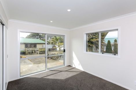 Photo of property in 7 Ross Place, Blagdon, New Plymouth, 4310