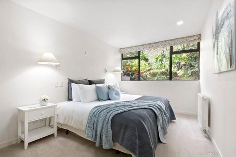 Photo of property in 1/328 Oriental Parade, Oriental Bay, Wellington, 6011