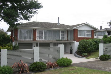 Photo of property in 61 Sunnybrae Road, Hillcrest, Auckland, 0627