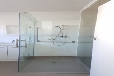 Photo of property in 2/62 Abbotts Way, Remuera, Auckland, 1050