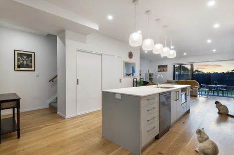 Photo of property in 12 Mahinga Kai Way, Belmont, Auckland, 0622