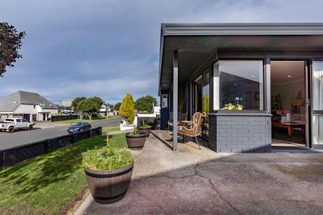 Photo of property in 424 Oceanbeach Road, Mount Maunganui, 3116