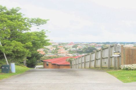 Photo of property in 100 Sunset Road, Unsworth Heights, Auckland, 0632