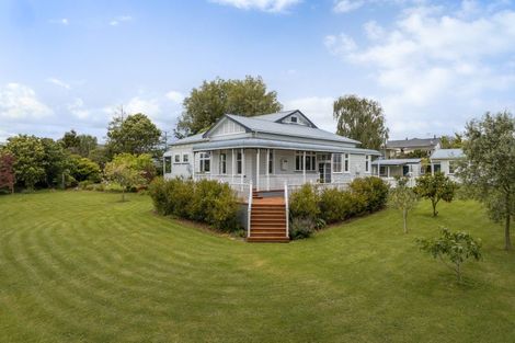 Photo of property in 209 Tiro Tiro Road, Levin, 5510