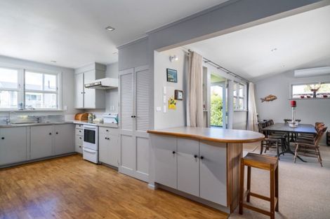 Photo of property in 6 Kohatu Parade, Wharewaka, Taupo, 3330