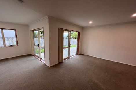 Photo of property in 3 Lake Panorama Drive, Henderson, Auckland, 0612