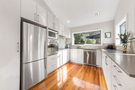 Photo of property in 203a Titirangi Road, Titirangi, Auckland, 0604