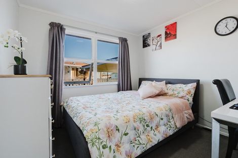 Photo of property in 10 Bremridge Place, Melville, Hamilton, 3206