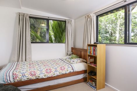 Photo of property in 167 Woodlands Park Road, Titirangi, Auckland, 0604