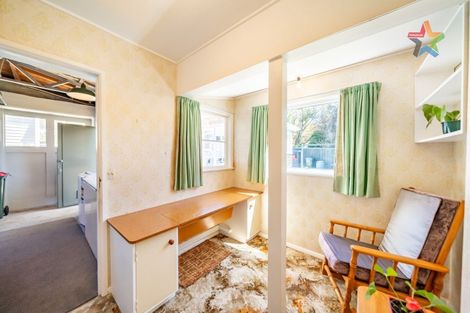 Photo of property in 14a Wai-iti Crescent, Woburn, Lower Hutt, 5010