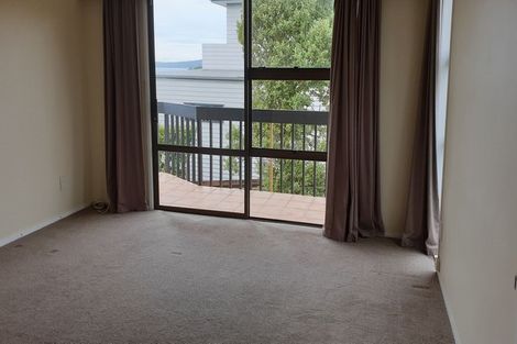 Photo of property in 1/43 Eastcliffe Road, Castor Bay, Auckland, 0620