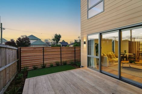 Photo of property in 112a Edgeware Road, St Albans, Christchurch, 8014