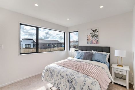 Photo of property in 33 Biokovo Street, Massey, 0614