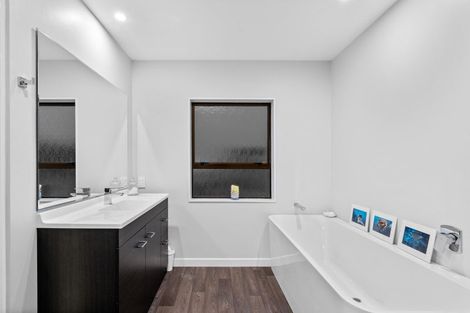 Photo of property in 295 Bay Road, West Plains, Invercargill, 9879