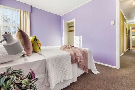 Photo of property in 2 Marsden Place, Awapuni, Palmerston North, 4412