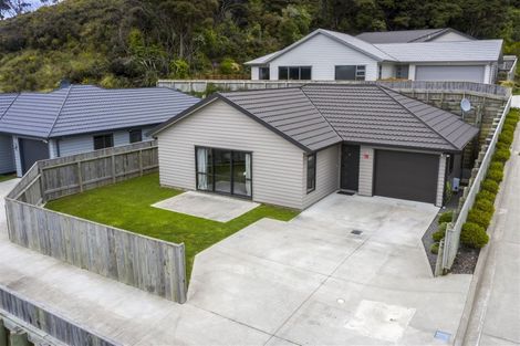 Photo of property in 17 Moonsail Drive, Whitby, Porirua, 5024