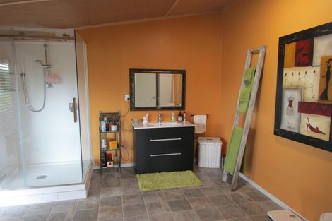 Photo of property in 6 Nikau Place, Edgecumbe, 3120