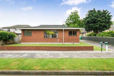 Photo of property in 1/29 Redwood Grove, Hokowhitu, Palmerston North, 4410