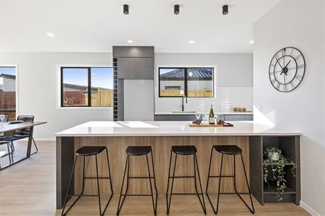 Photo of property in 63 Nobilo Road, Kumeu, 0810