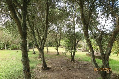 Photo of property in 1/6 Roberts Road, Matakatia, Whangaparaoa, 0930