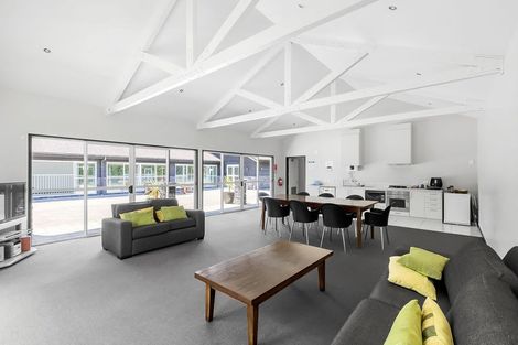 Photo of property in 10 Parawera Drive, Acacia Bay, Taupo, 3330