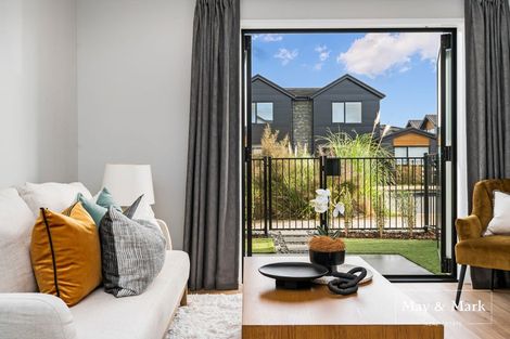 Photo of property in 4 Kumerahou Street, Kumeu, 0810