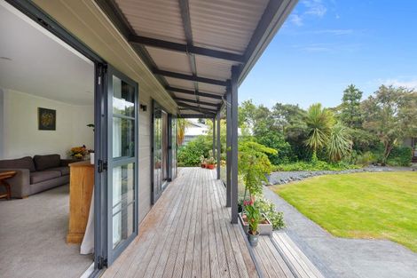 Photo of property in 49 Matakana Valley Road, Matakana, Warkworth, 0985