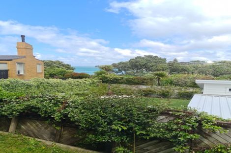 Photo of property in 1/5 Gulf View Road, Murrays Bay, Auckland, 0630