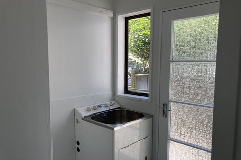 Photo of property in 28 Mamaku Street, Paraparaumu, 5032