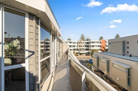Photo of property in Salisbury Crown, 9/7 Salisbury Avenue, Mount Maunganui, 3116