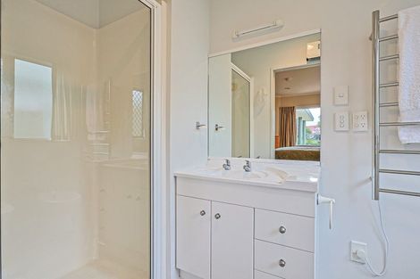Photo of property in 24a Kensington Drive, Taradale, Napier, 4112