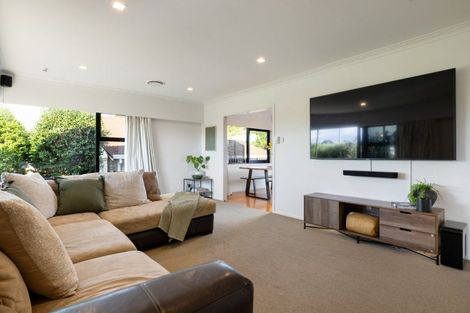 Photo of property in 36 Chedworth Avenue, Chedworth, Hamilton, 3210