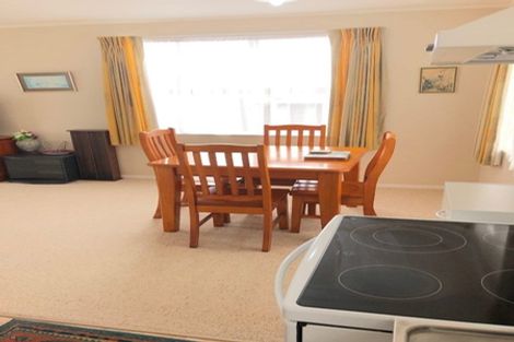 Photo of property in 1/6 Penion Drive, Flat Bush, Auckland, 2023